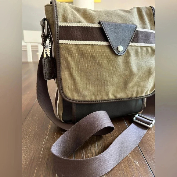 Fossil Lane City cross body bag - Picture 9 of 16